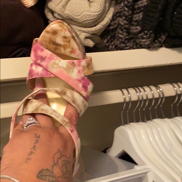 Shoes - Picture 2 of 3